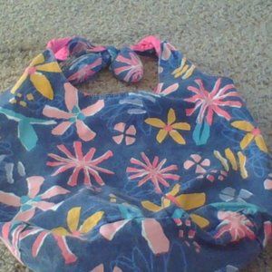 This bag is from Claire's it is like a small cute beach bag.